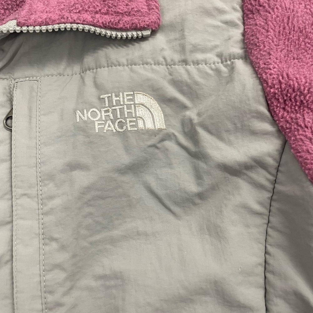 The North Face Pink and Light Gray Sherpa Fleece Jacket - Picture 4 of 9